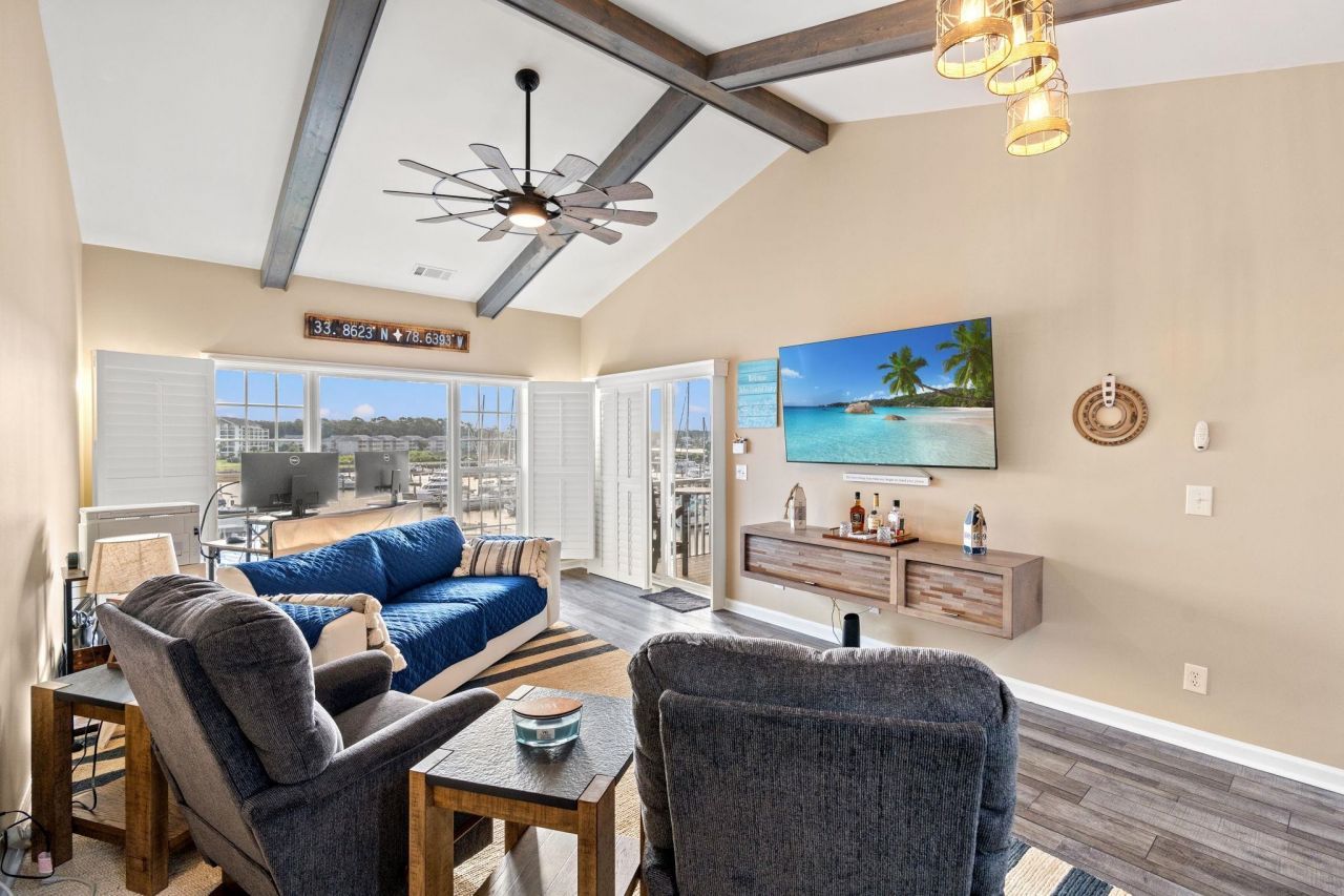 4609 Lightkeepers Way Photo 12