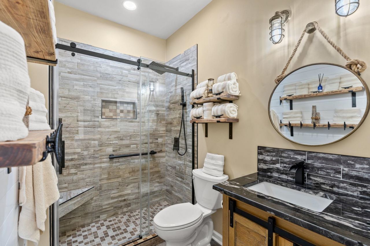 4609 Lightkeepers Way Photo 18