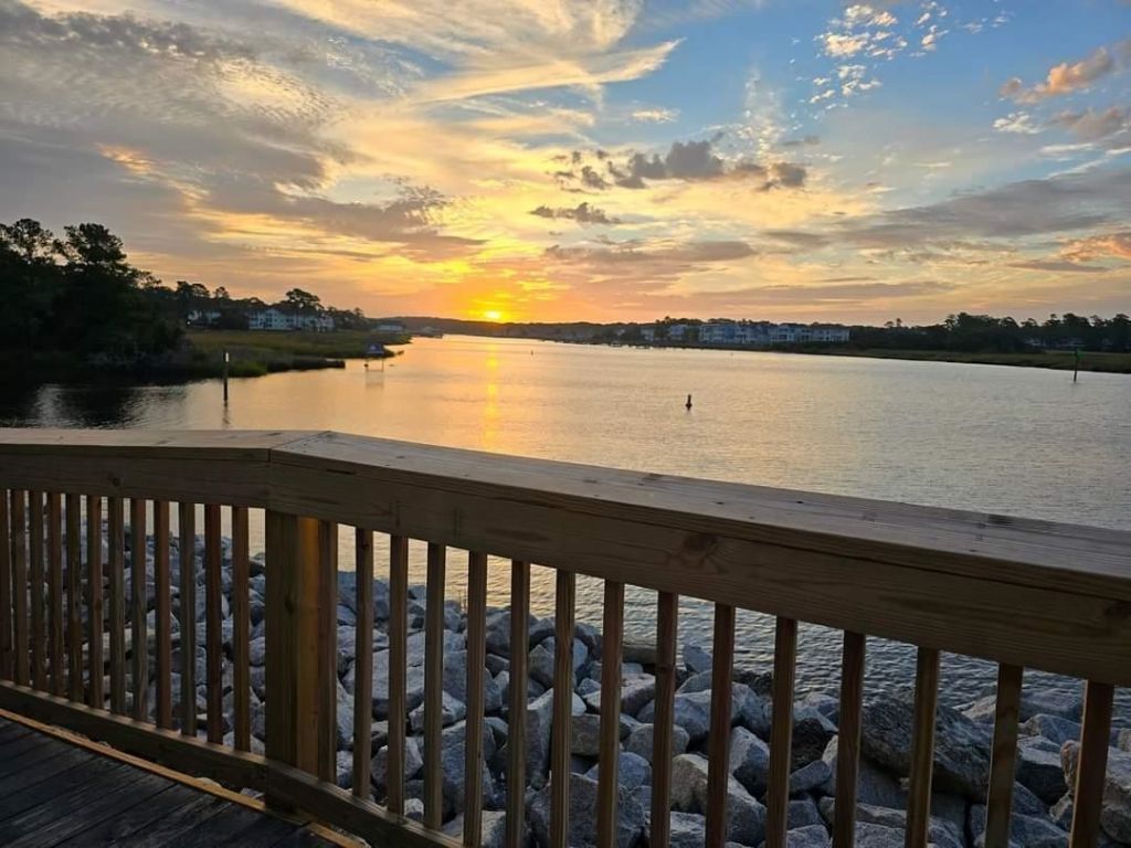 4609 Lightkeepers Way Photo 25