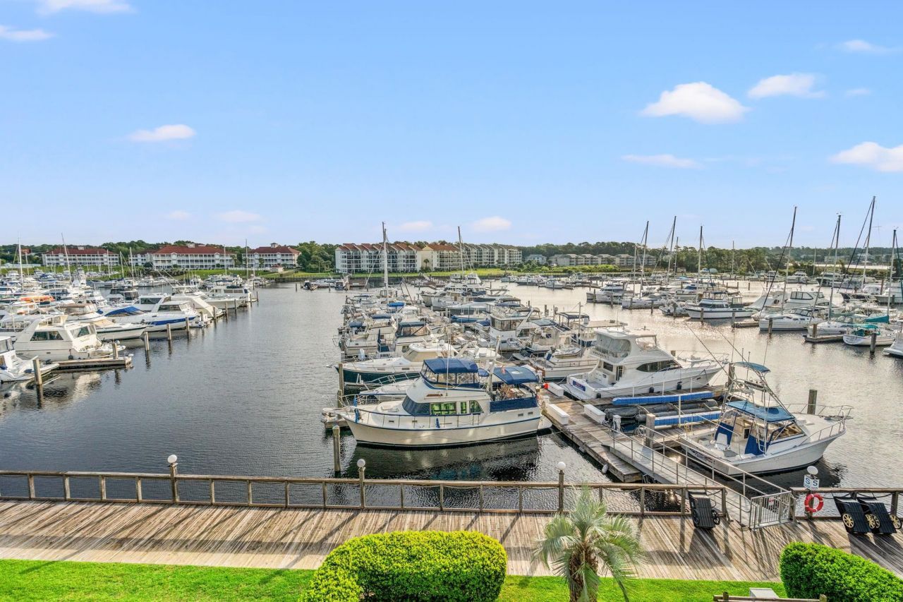 4609 Lightkeepers Way Photo 39