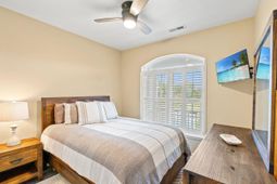 4609 Lightkeepers Way photo 4