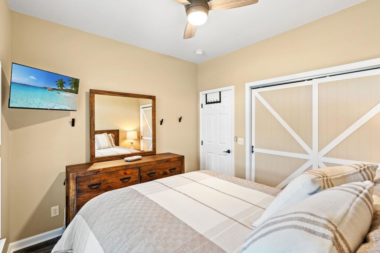 4609 Lightkeepers Way Photo 6