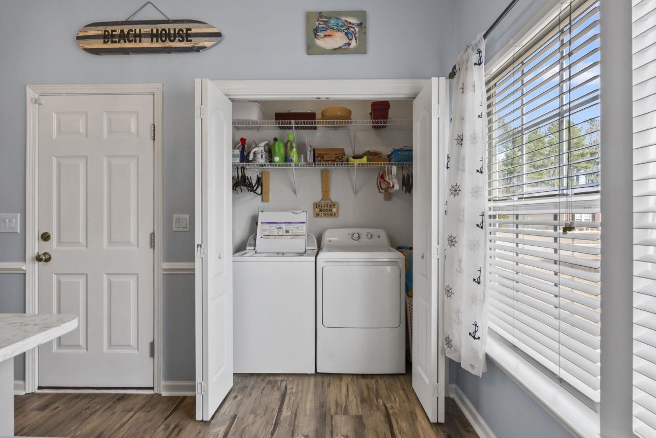 1605 Langley Dr. Photo 21