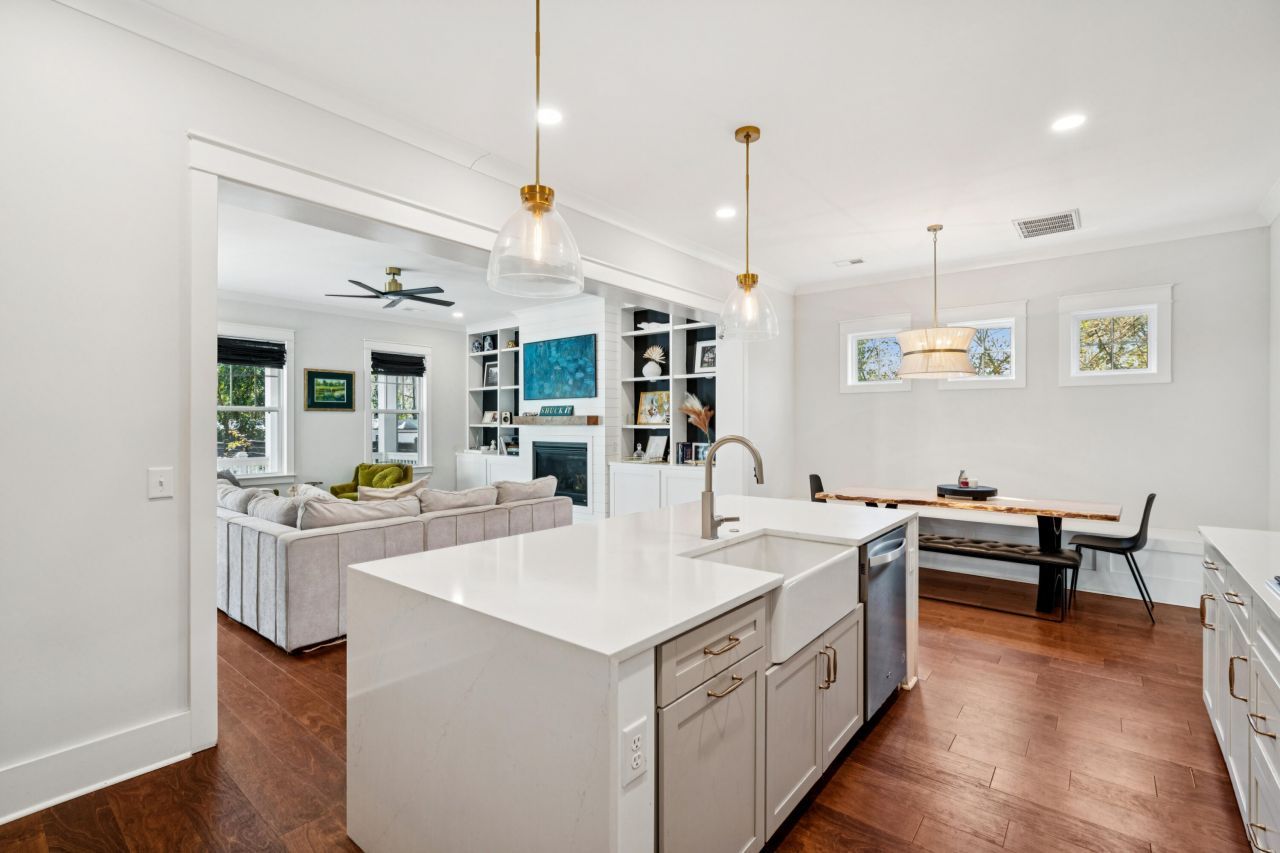 1029 Avenue Of Oaks Photo 21