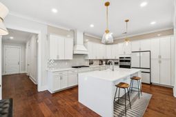 1029 Avenue Of Oaks photo 4