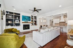 1029 Avenue Of Oaks photo 4