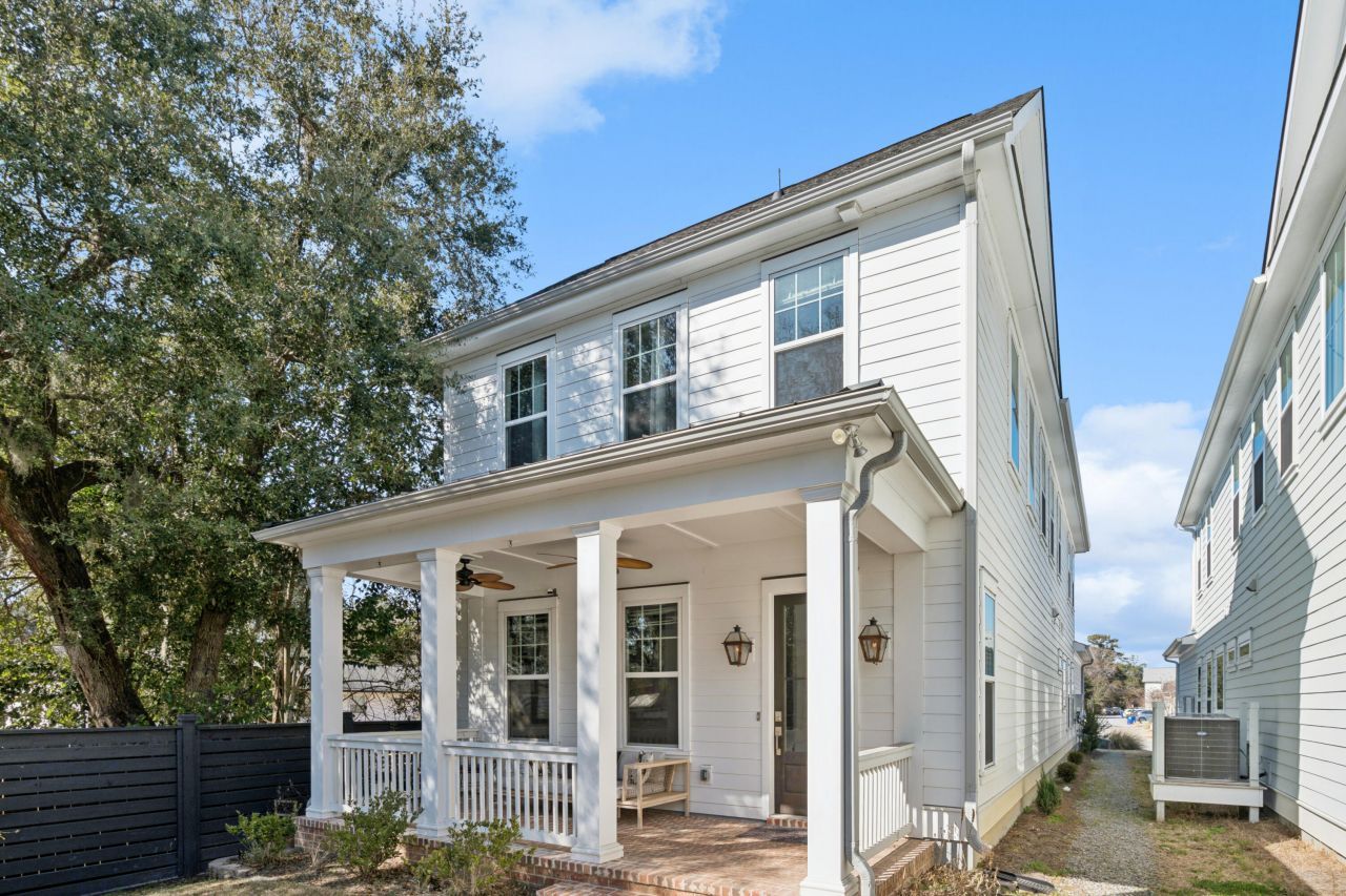 1029 Avenue Of Oaks Photo 7