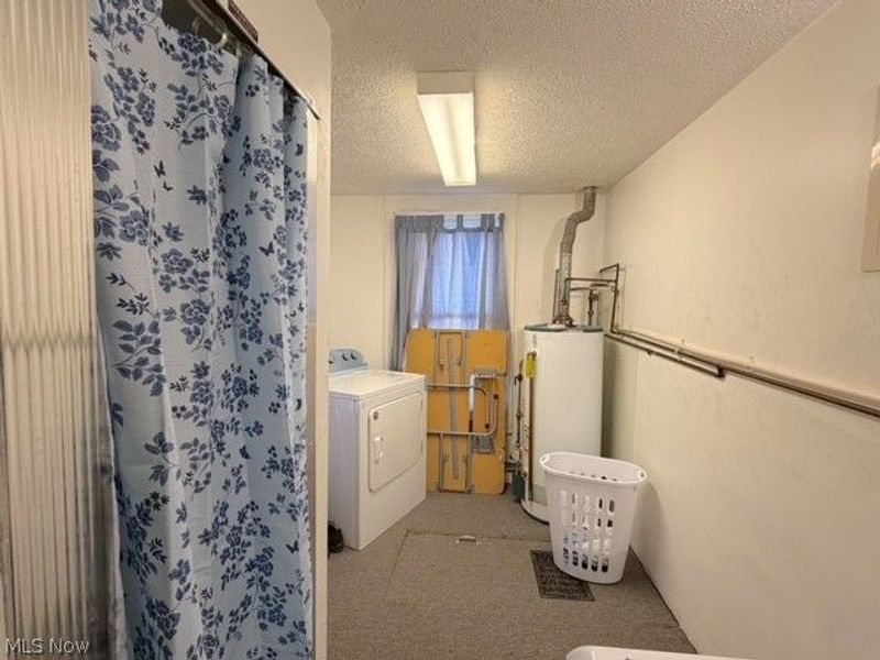 107 W 21st Street, Dover, OH 44622 Photo 16