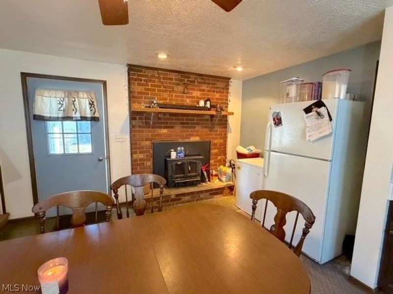 107 W 21st Street, Dover, OH 44622 Photo 5