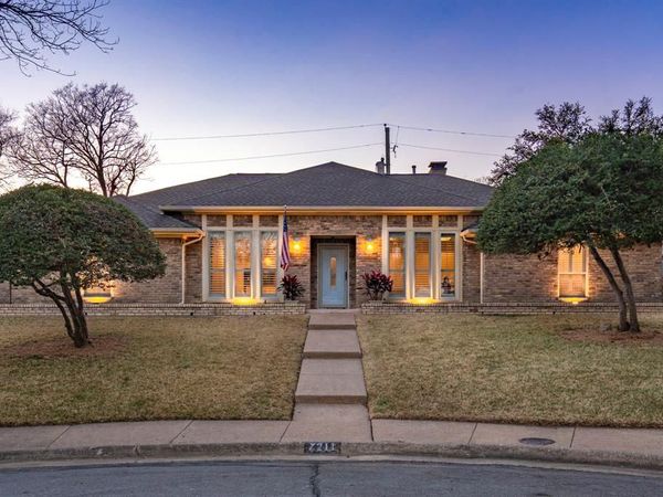 7211 Pleasant View Drive, Dallas, TX 75231