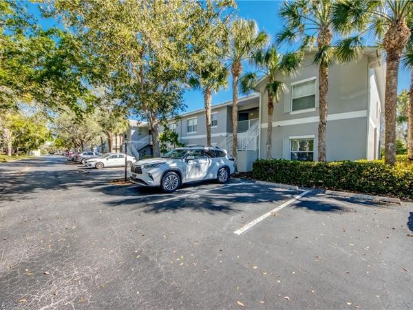 12181 Summergate CIR, Unit 104, FORT MYERS, FL 33913
