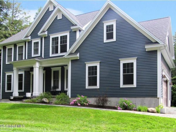 2 Cannon Royal Drive, Saratoga Springs, NY 12866