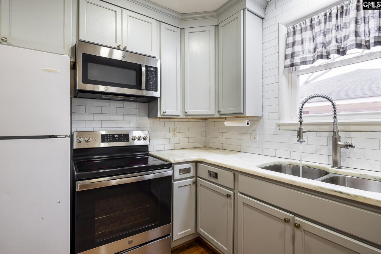 2908 Park Street  Photo 8