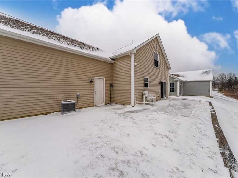 8708 Wakefield Run, North Ridgeville, OH 44039 Photo 41