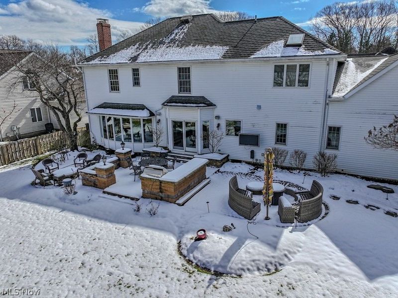 6293 S Applecross Road, Highland Heights, OH 44143 Photo 2