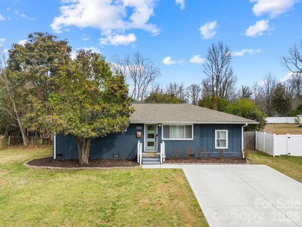 4127 Strangford Avenue , Charlotte, NC 28215
