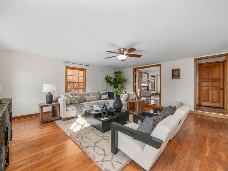 2731 E Broad Street , Columbus, OH 43209 Photo 13