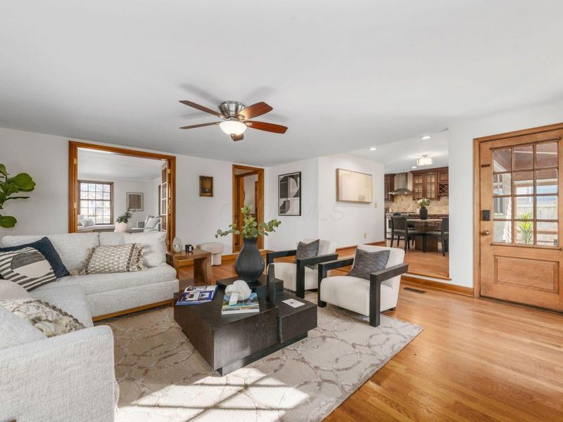 2731 E Broad Street , Columbus, OH 43209 Photo 14