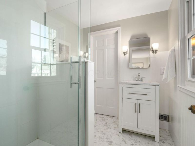 2731 E Broad Street , Columbus, OH 43209 Photo 37