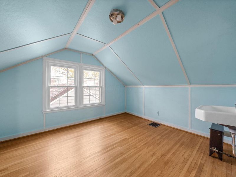 2731 E Broad Street , Columbus, OH 43209 Photo 52