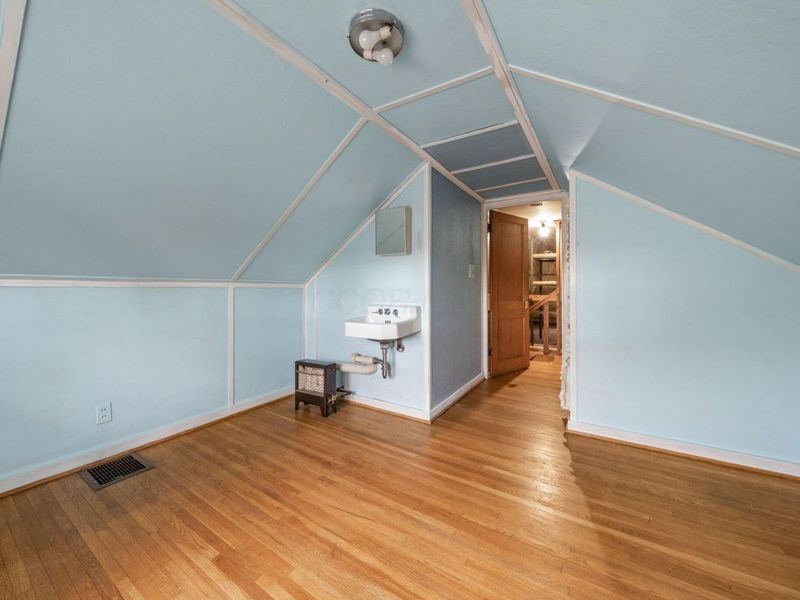 2731 E Broad Street , Columbus, OH 43209 Photo 53