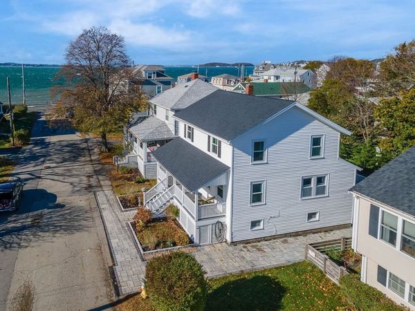 9 C St, Hull, MA 02045