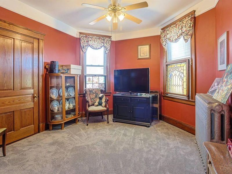 945 Enright Avenue, Cincinnati, OH 45205 Photo 17