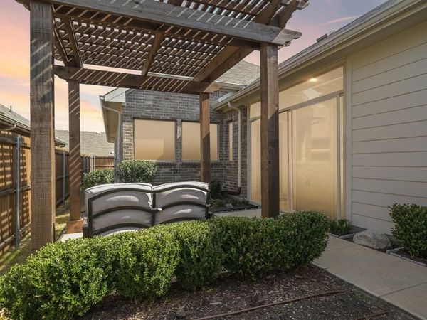 1007 Pecos Street, Aubrey, TX 76227