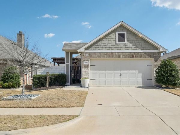 1007 Pecos Street, Aubrey, TX 76227
