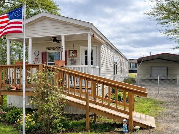 750 Waterfront Row, Quitman, TX 75783