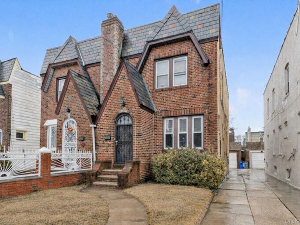 205-22 112th Avenue , Saint Albans, NY 11412