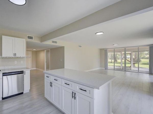 7582 NW 86th Ter, Unit 104, Tamarac, FL 33321