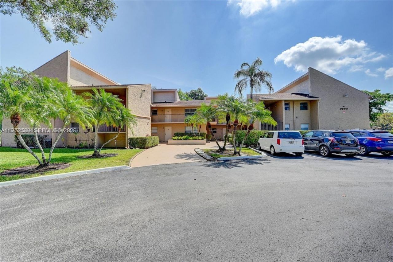 7582 NW 86th Ter, Unit 104, Tamarac, FL 33321 Photo