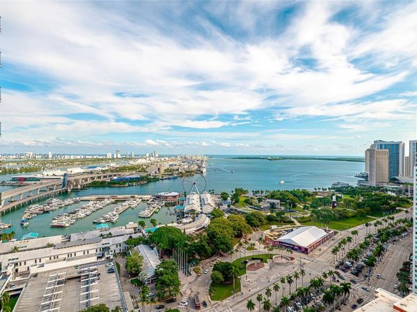 398 NE 5th St, Unit 2415, Miami, FL 33132