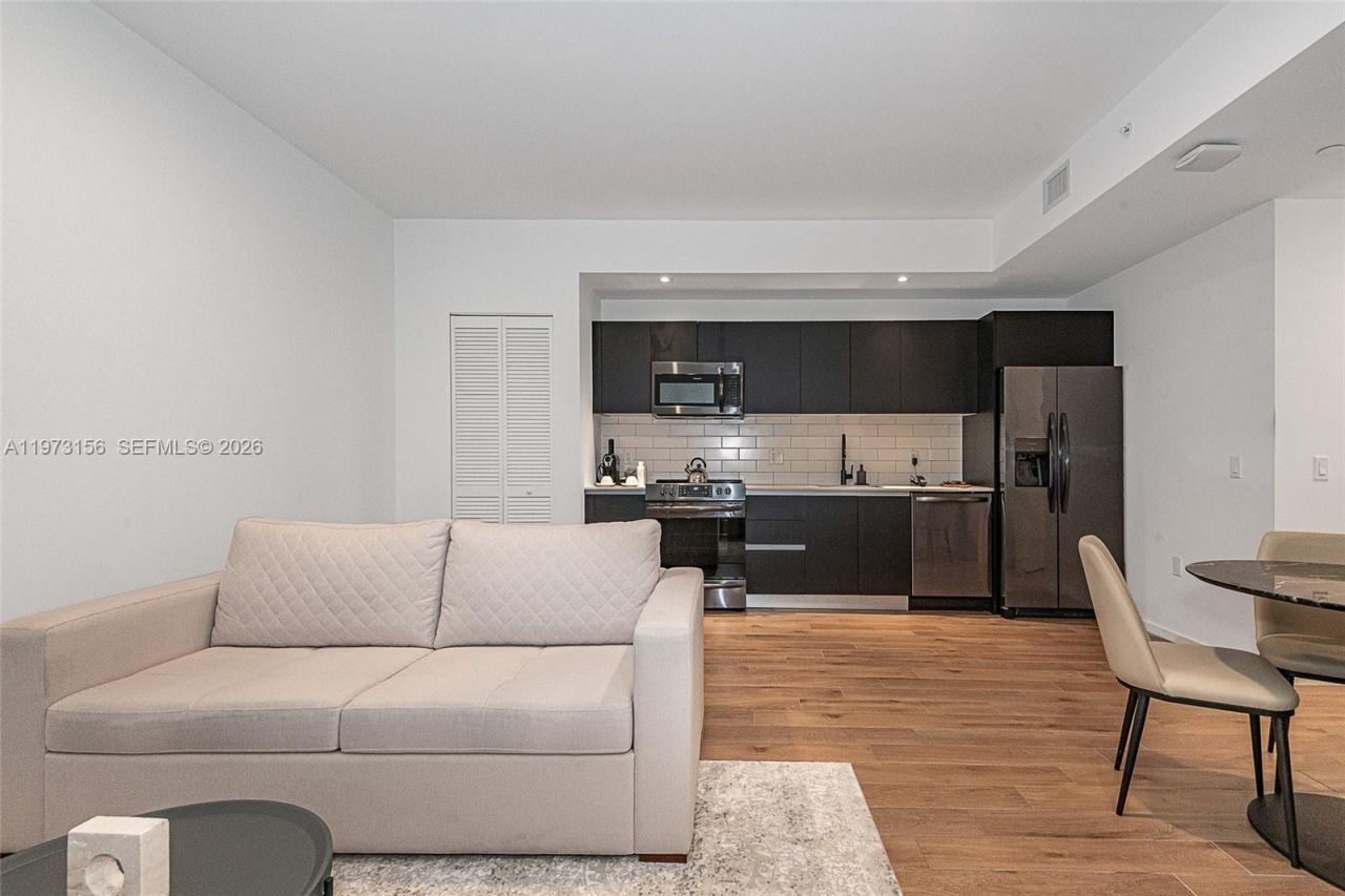 398 NE 5th St, Unit 2415, Miami, FL 33132 Photo