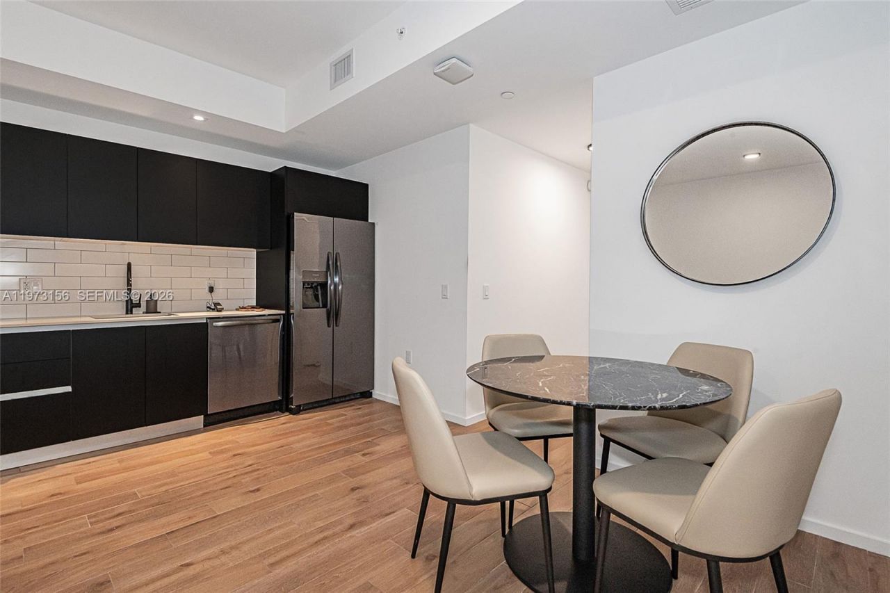 398 NE 5th St, Unit 2415, Miami, FL 33132 Photo