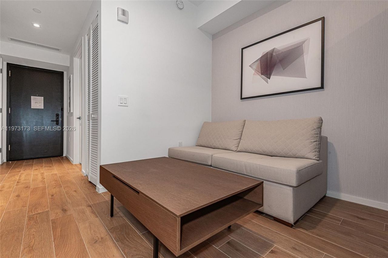 398 NE 5th St , Unit 4512, Miami, FL 33132 Photo