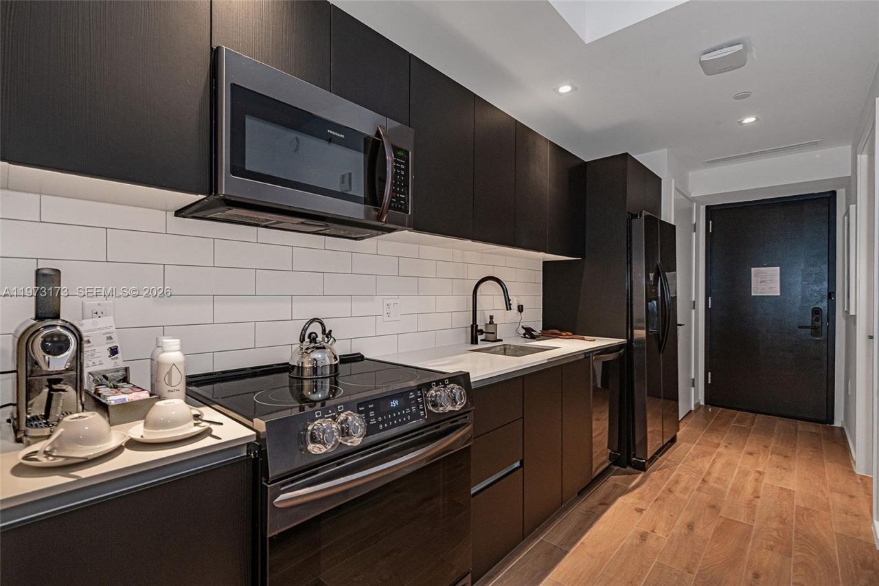 398 NE 5th St , Unit 4512, Miami, FL 33132 Photo