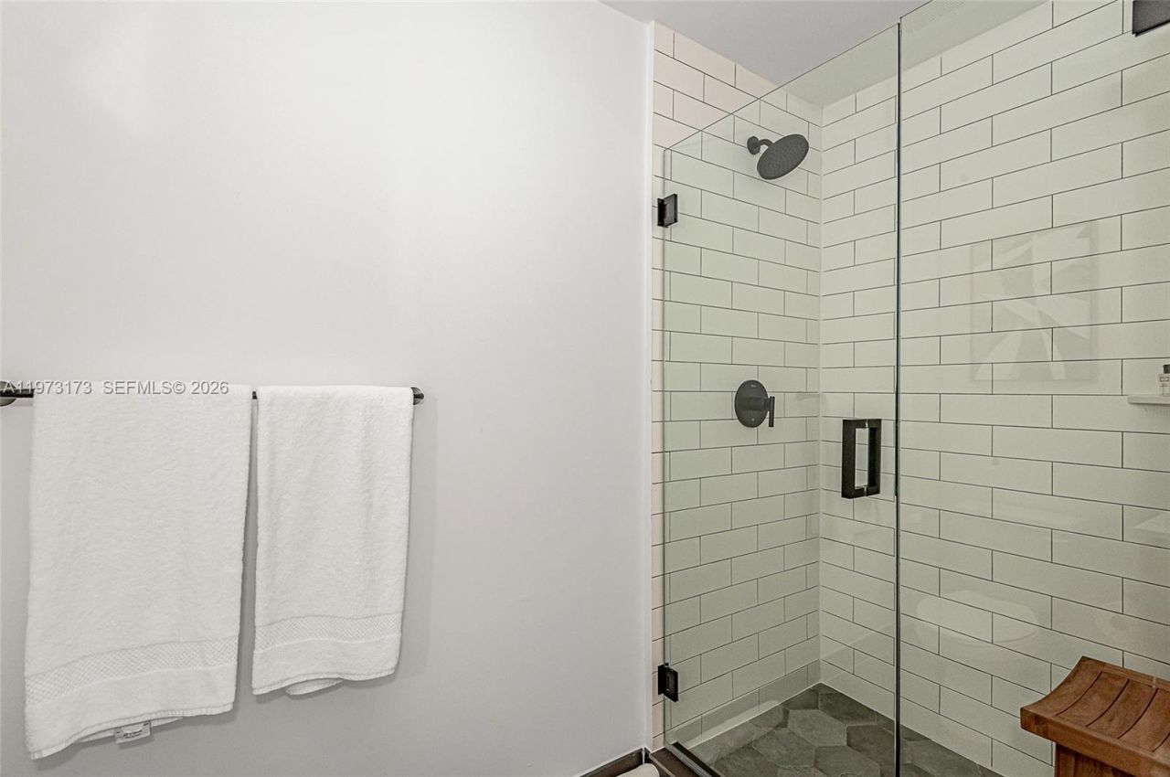 398 NE 5th St , Unit 4512, Miami, FL 33132 Photo