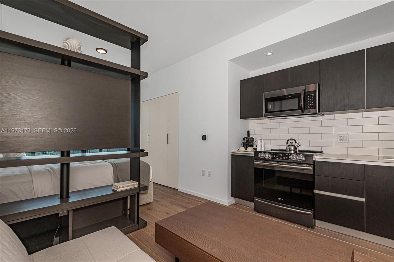 398 NE 5th St , Unit 4512, Miami, FL 33132 Photo