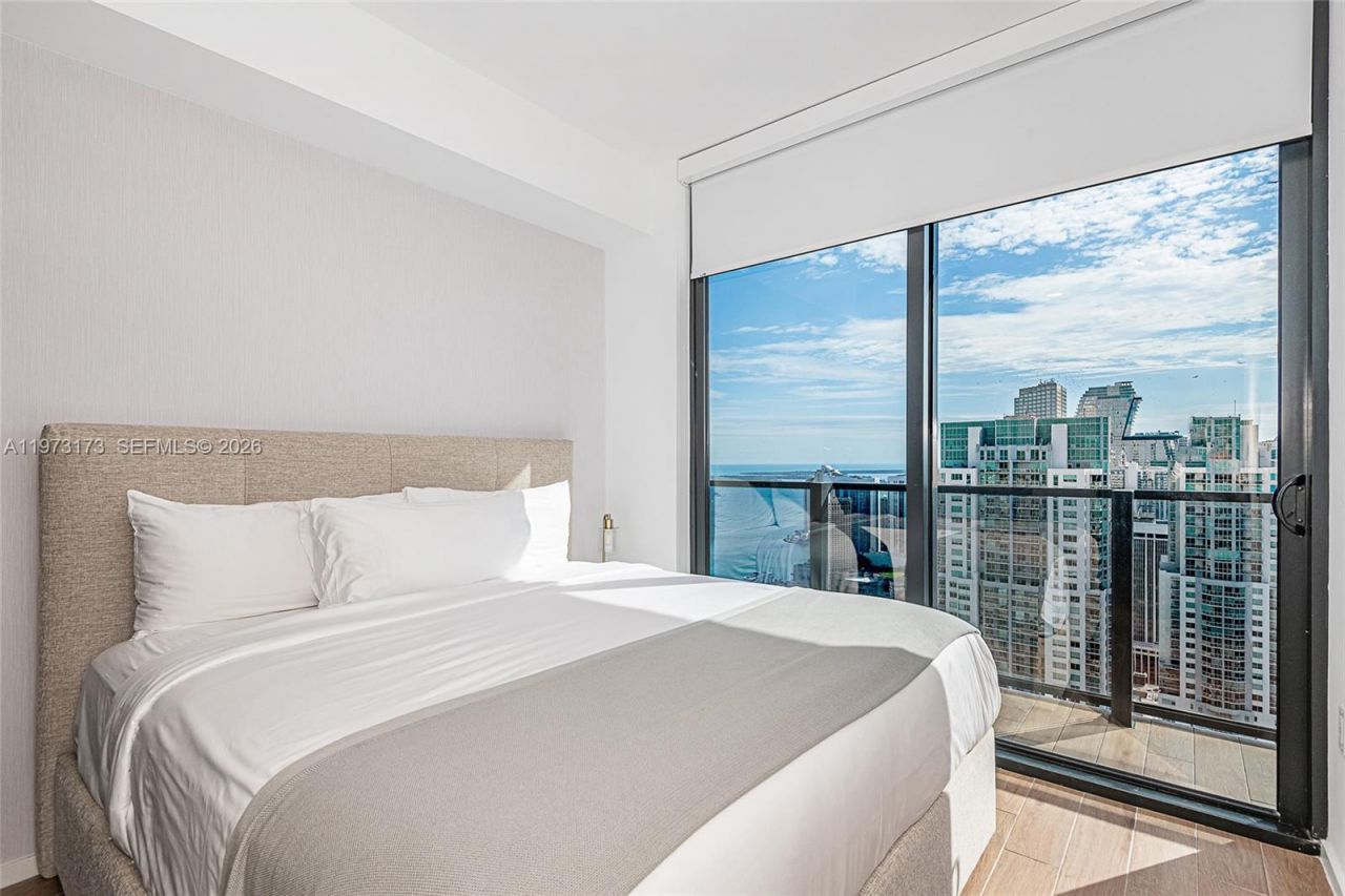 398 NE 5th St , Unit 4512, Miami, FL 33132 Photo