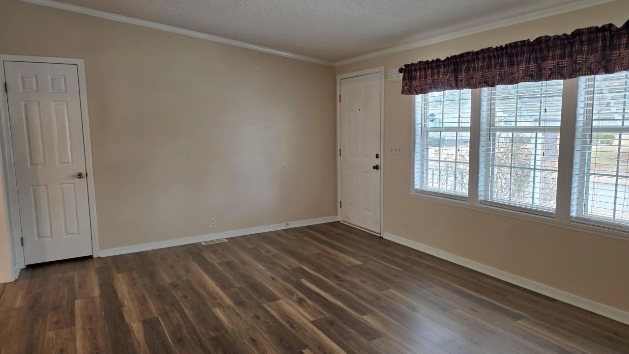 962 Winston Trail Photo 10