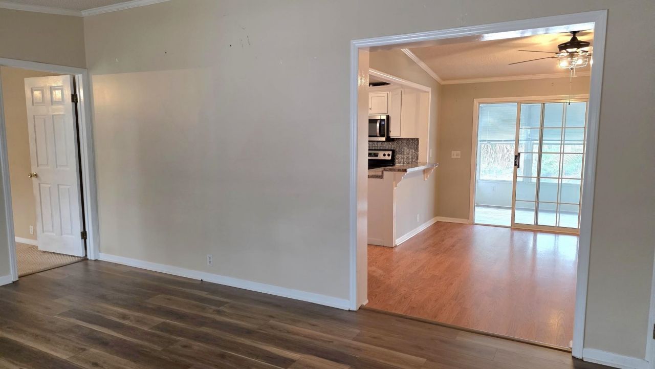 962 Winston Trail Photo 13