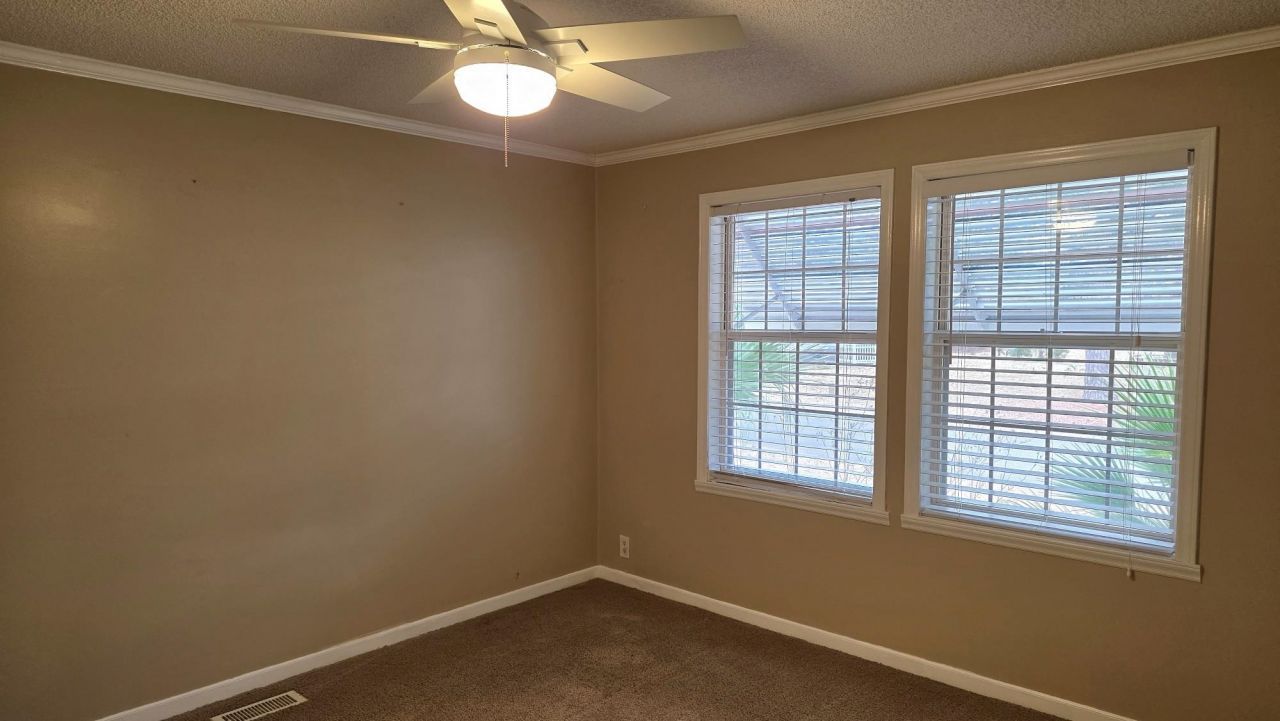 962 Winston Trail Photo 17