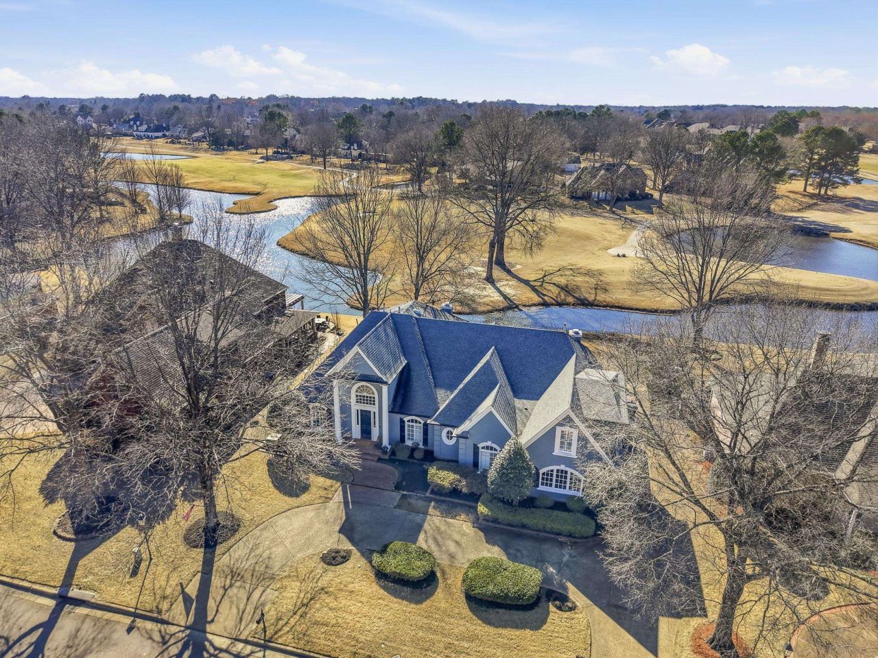 2283 SHREWSBURY RUN E Collierville, TN 38017