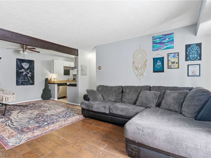 8557 N Akins Road, Unit 204, North Royalton, OH 44133 Photo 5