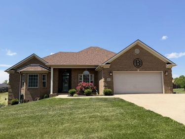 406 Red Square Court, Richmond, KY 40475