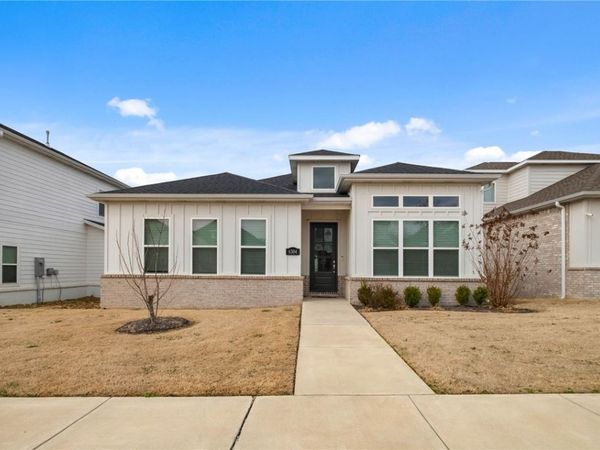 6304 SW Beacon Street , Bentonville, AR 72713