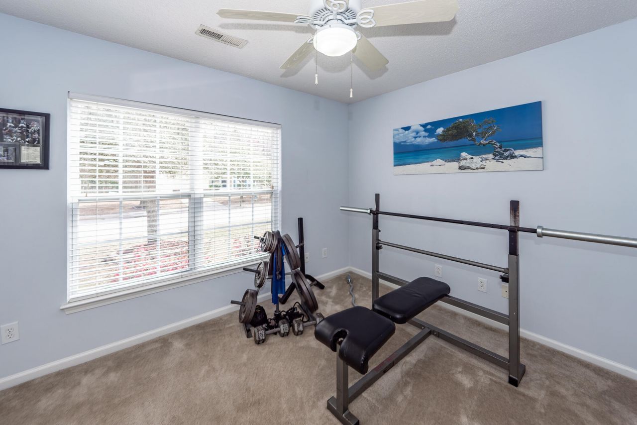 5024 Thornton Drive Photo 21