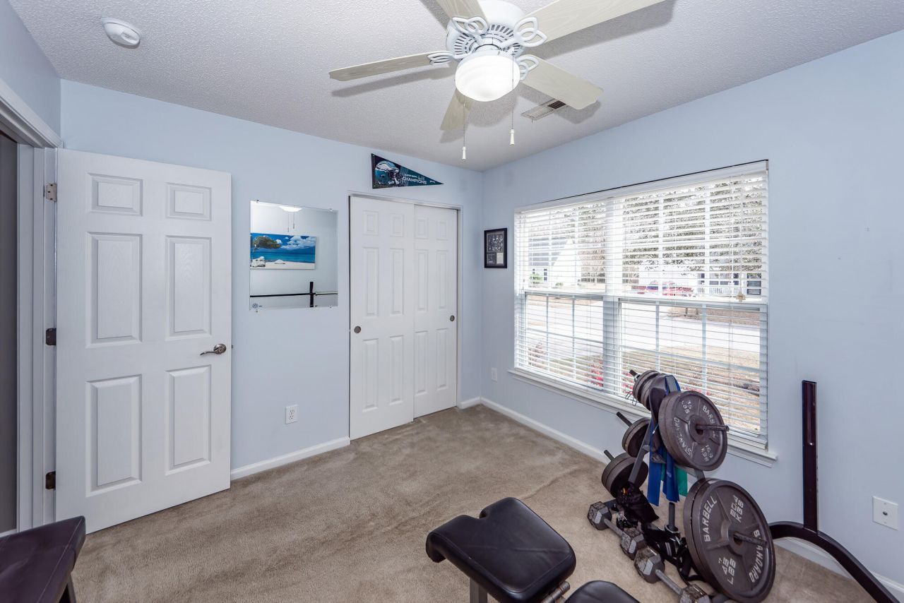 5024 Thornton Drive Photo 23